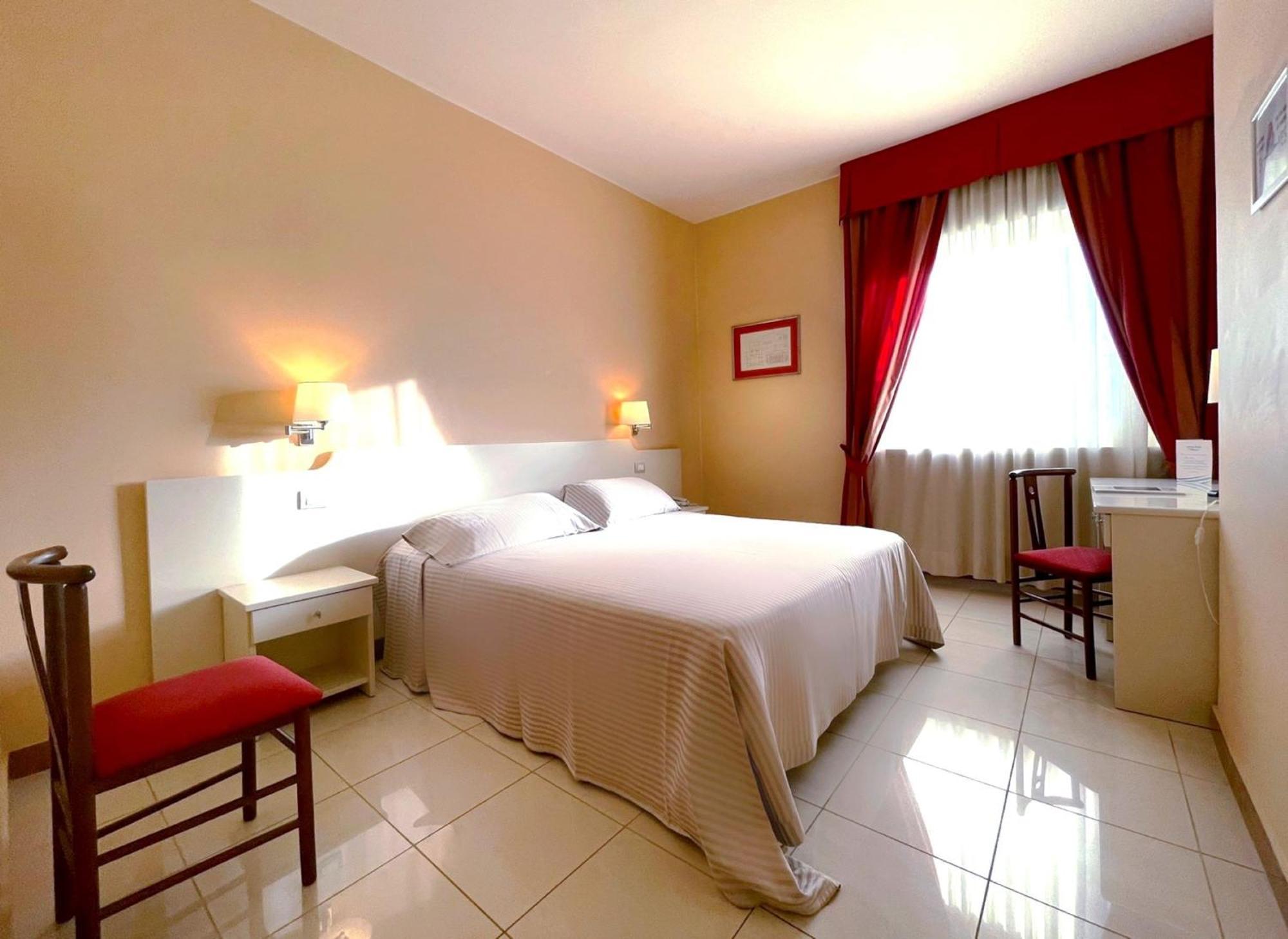 Barion Hotel&Congressi Exterior foto