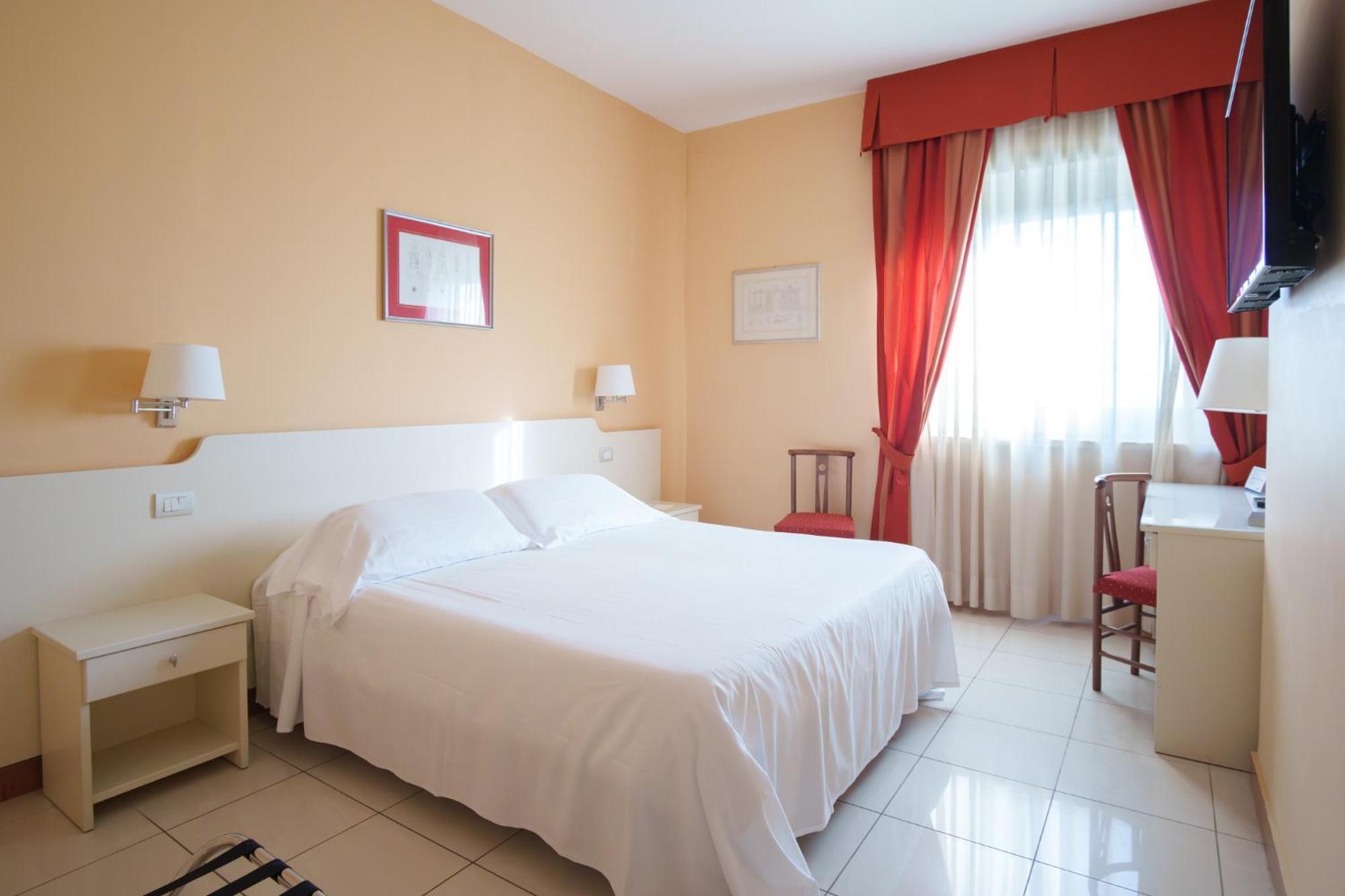 Barion Hotel&Congressi Exterior foto